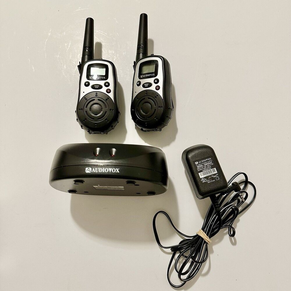 AUDIOVOX GMRS1072CH Walkie Talkies Set Charger Belt Clips 10 Mile Radius WORKS